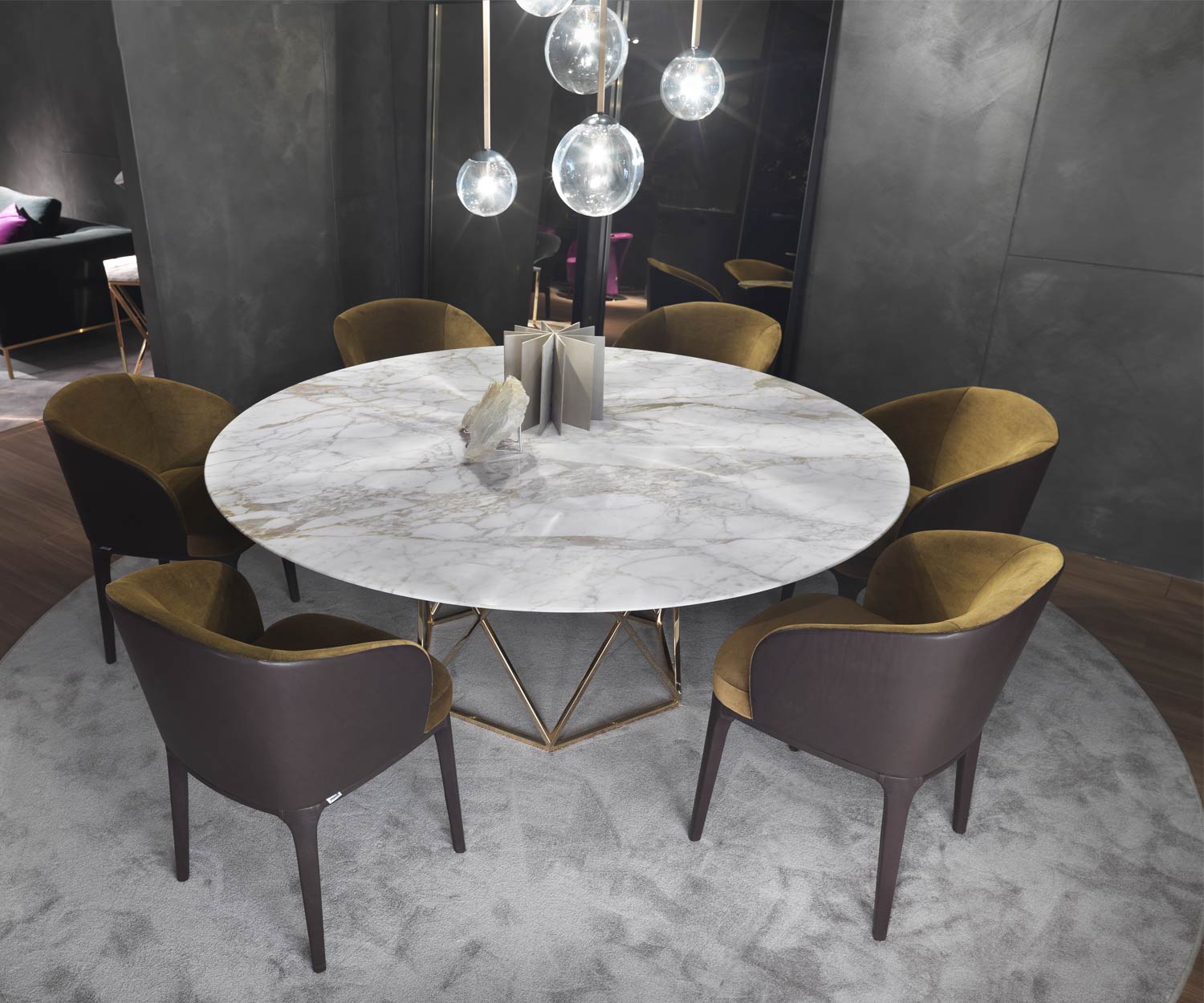 Design noble dining table Marelli Tatlin marble white as a group with chairs