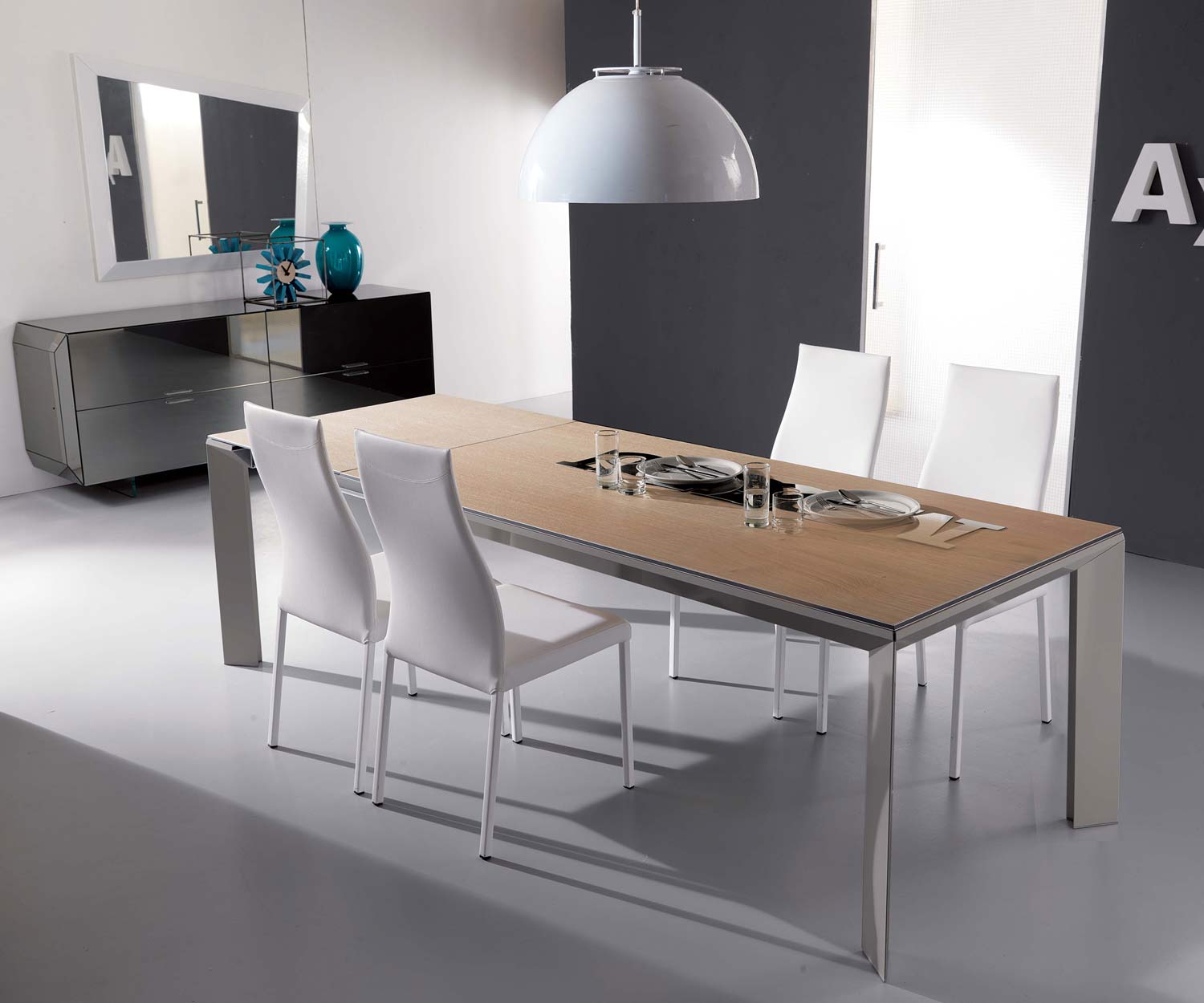 High-quality Ozzio Blitz design dining chair