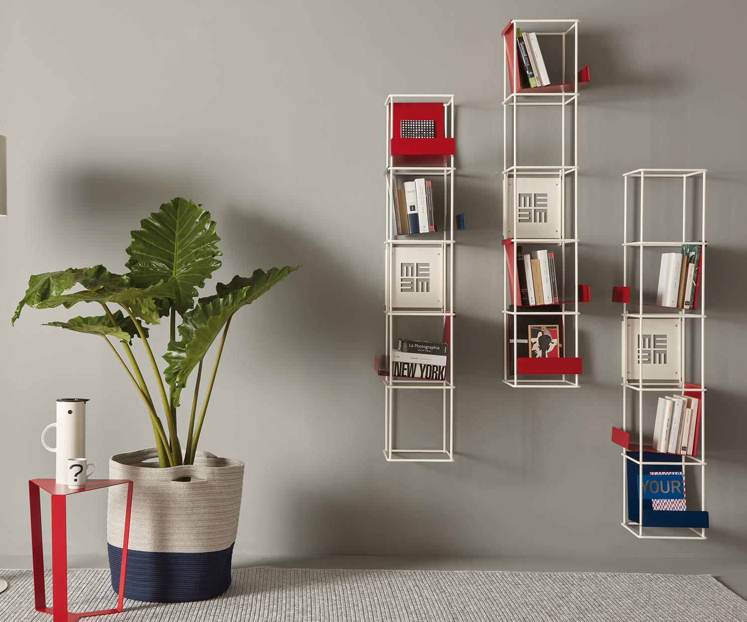 Modern MEME Libro design vertical wall bookcase