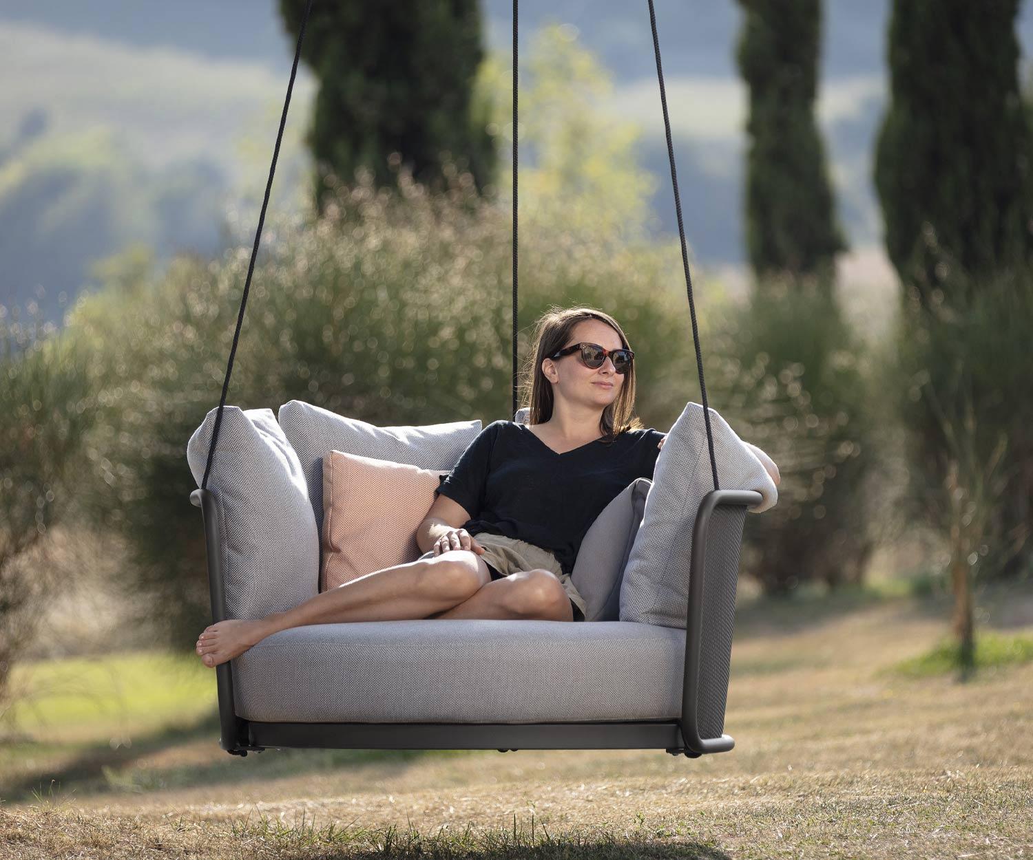 Exclusive Todus Baza Round Swing Outdoor Garden Balcony Hanging Chair