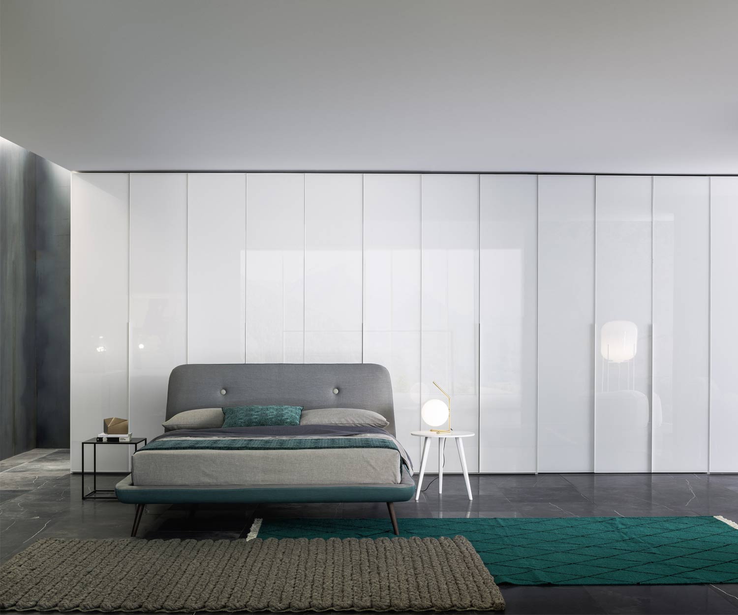 Design Novamobili Wardrobe Crystal 4m wide with glass hinged door