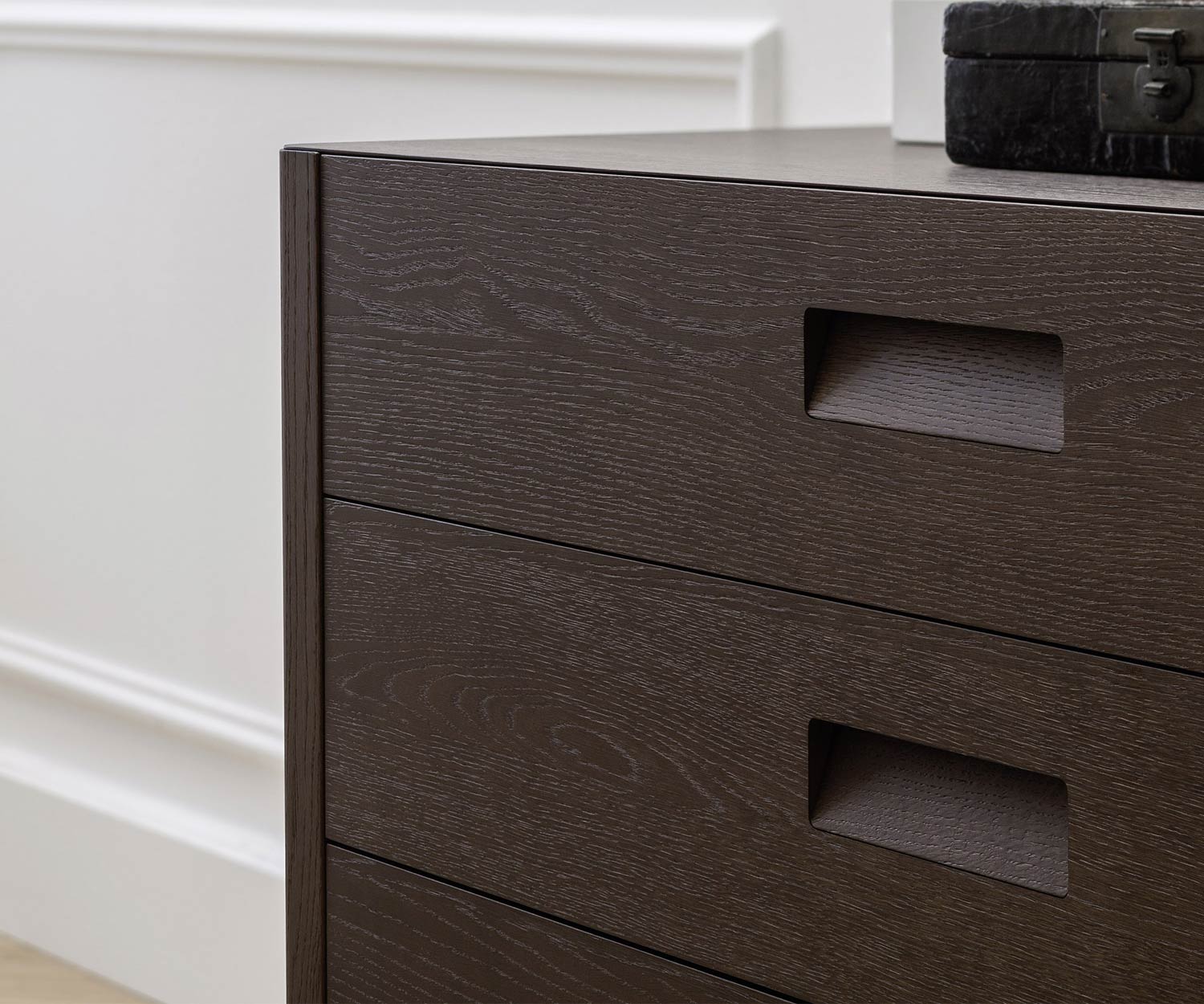 Exclusive Novamobili Design chest of drawers Giotto 3 drawers dark oak