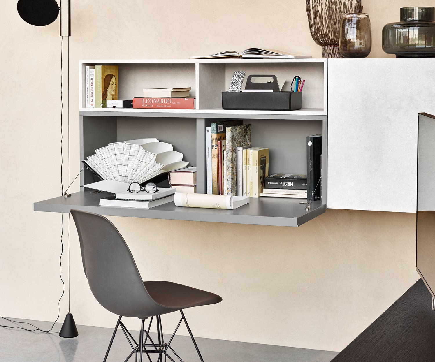 Exclusive Livitalia Cartesio design wall unit with desk 