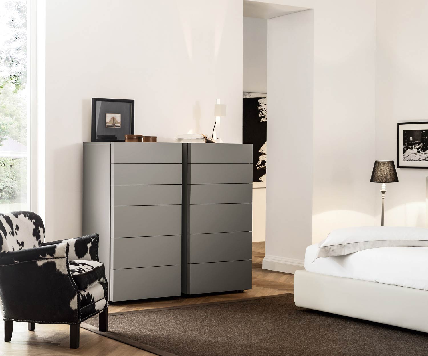 Modern Livitalia Valeo designer high chest of drawers without handles